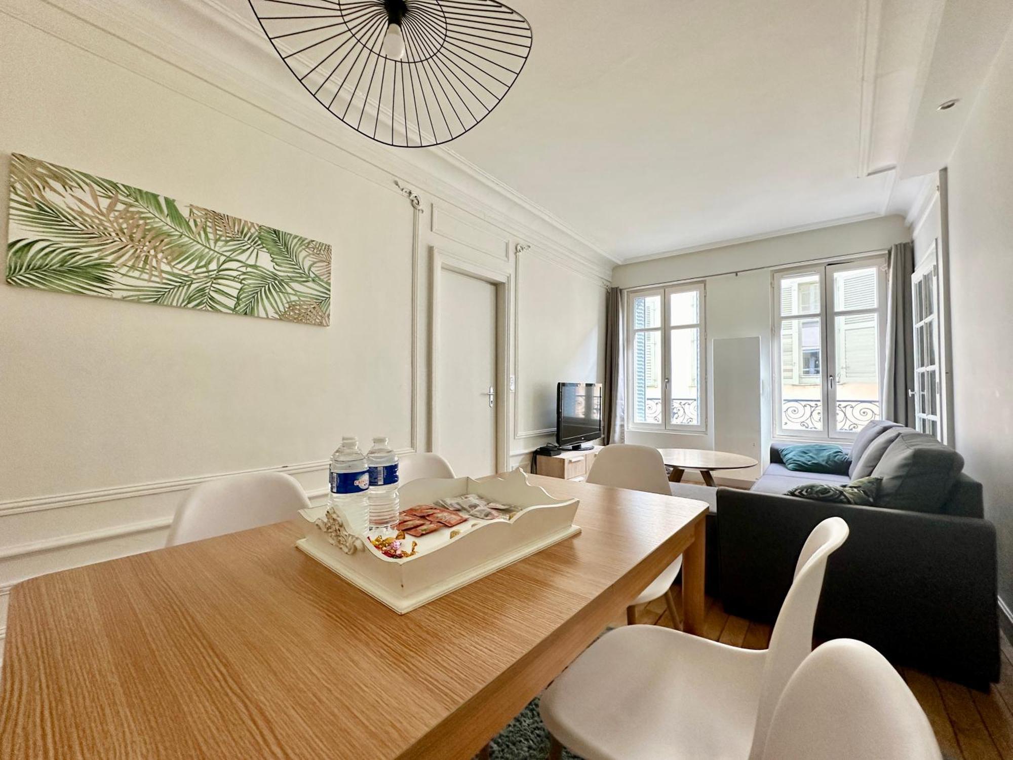 L'Haussmannien, Splendide Et Lumineux Appartement Limoges Buitenkant foto